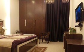 Corporate House